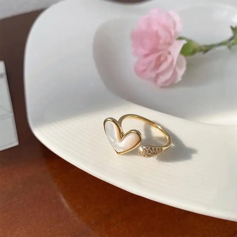 Korean Fashion Shell Love Heart Zircon Rings for Women
