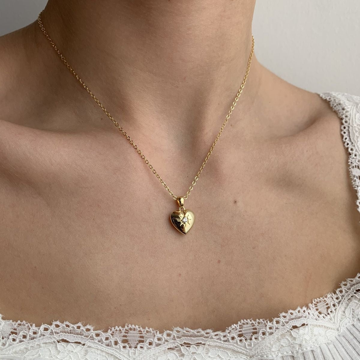 Heart photo locket necklace
