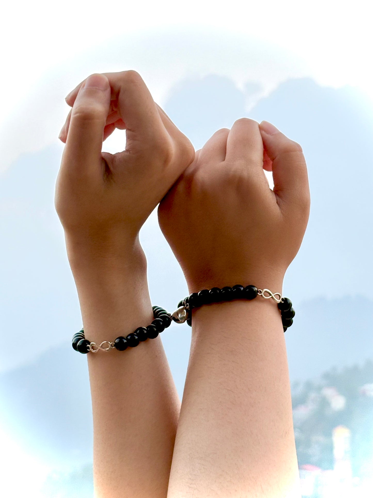 Infinite ♾️/magnetic bracelets