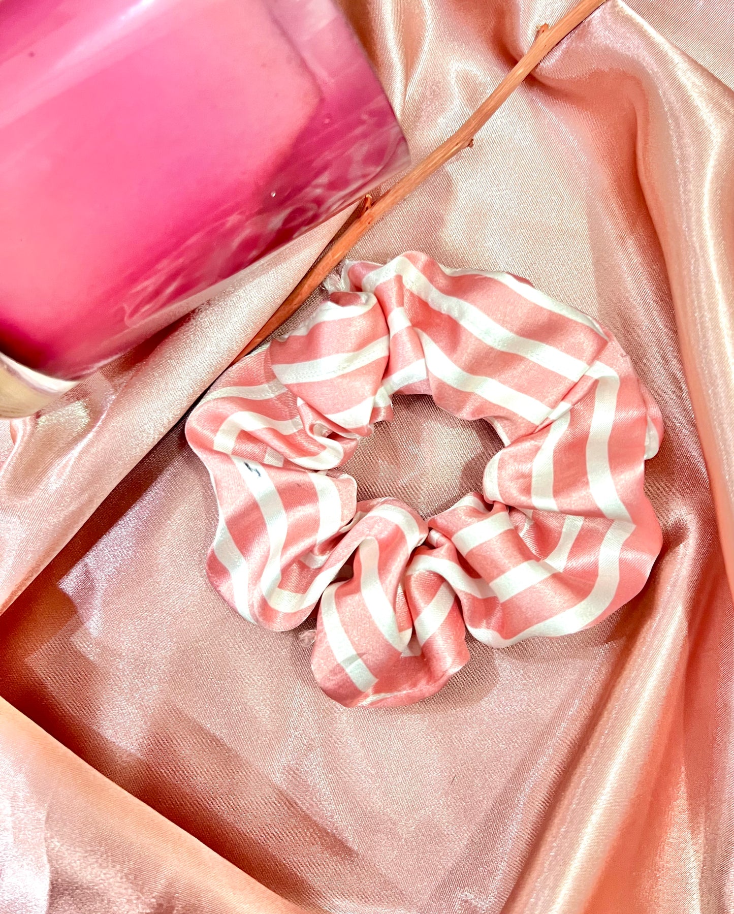 Candy scrunchie with pink and white lines