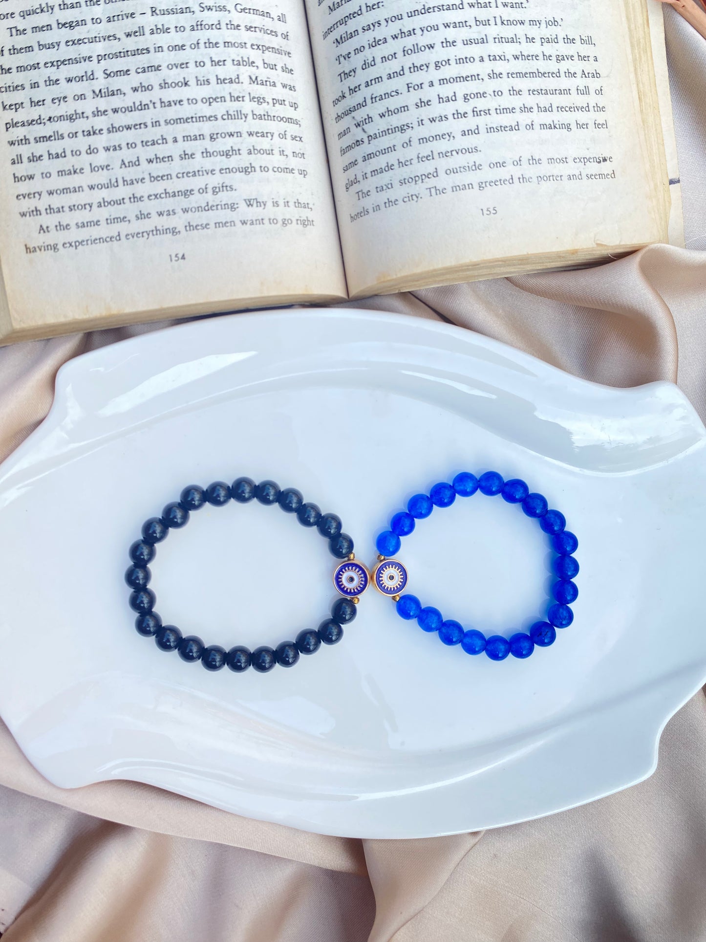 Eye pair bracelet