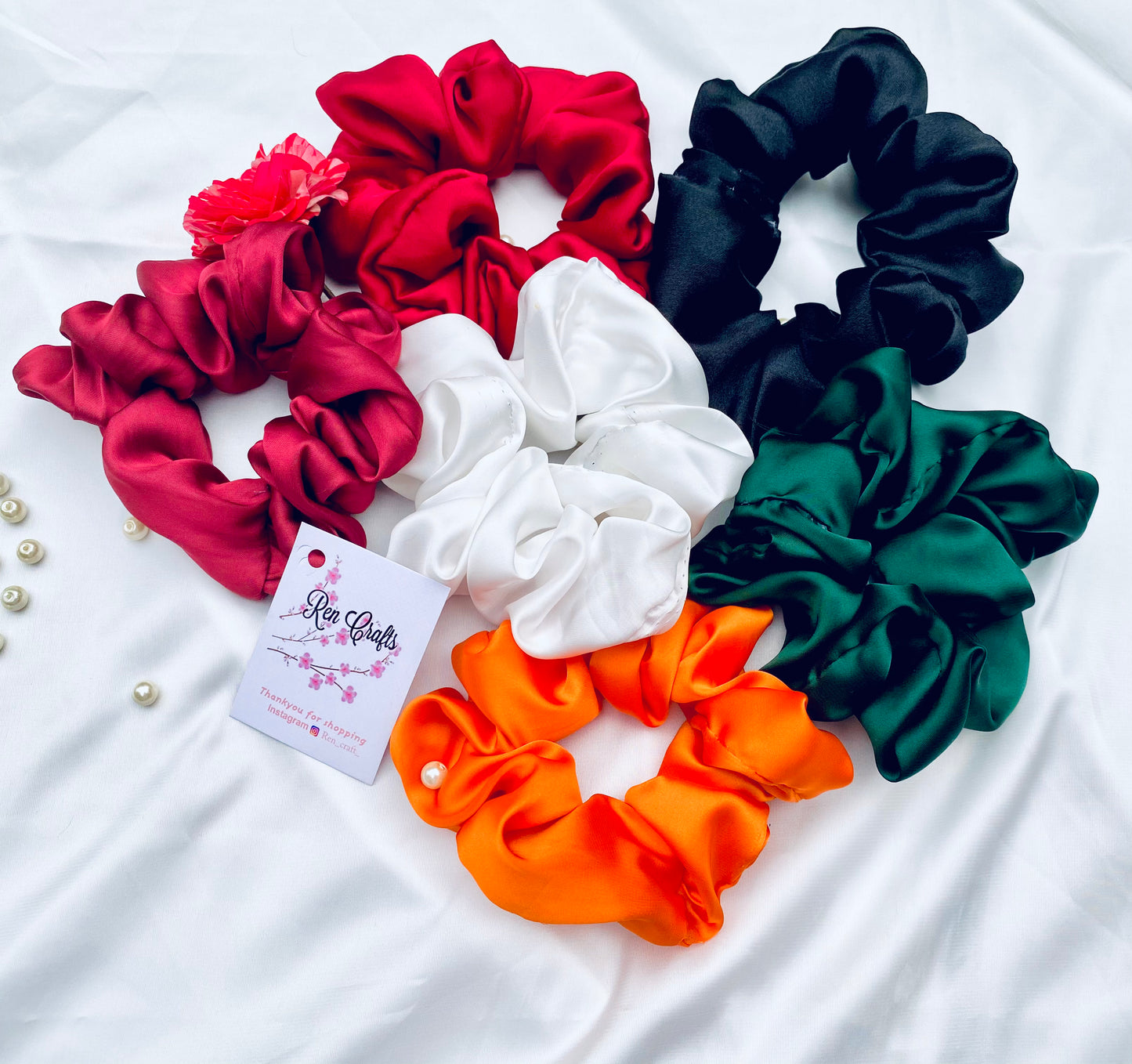 Deal of 5 Scrunchies.