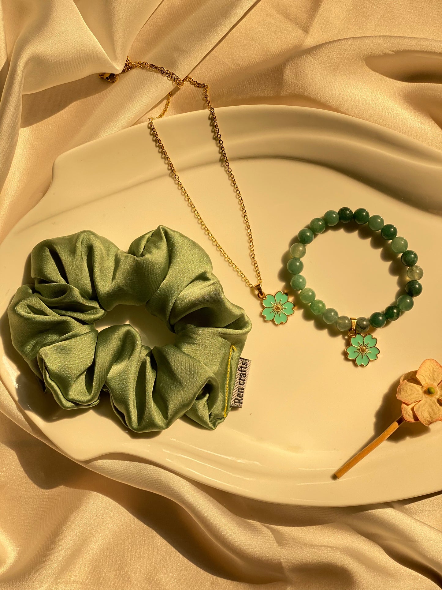 Green lotus deal pack