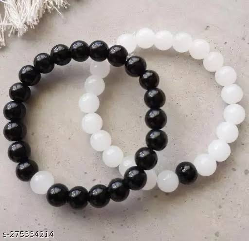 Basic black / white bracelet