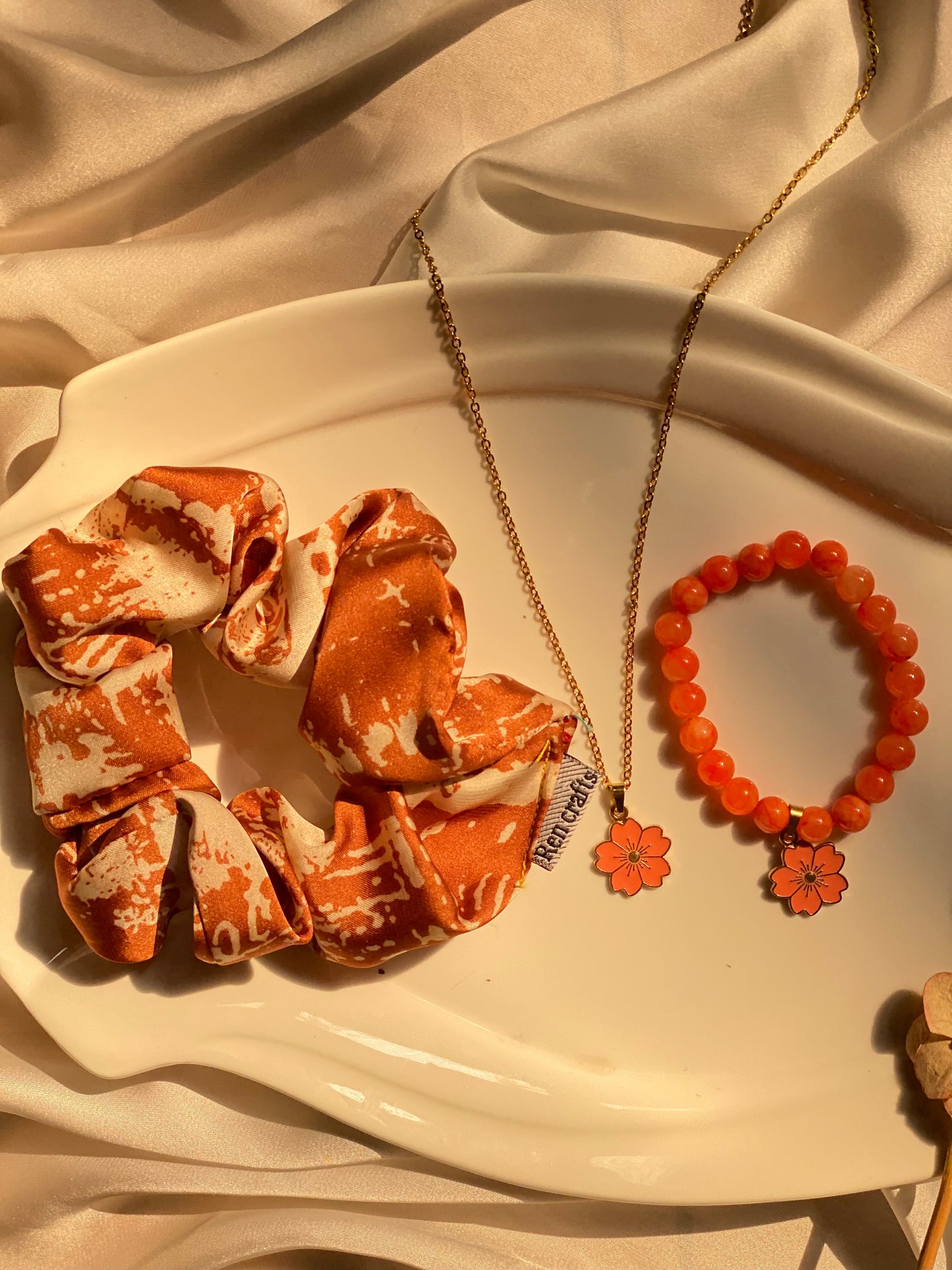 Orange lotus deal pack