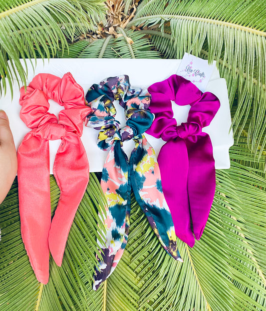 Scrunchy with tail deal of 3