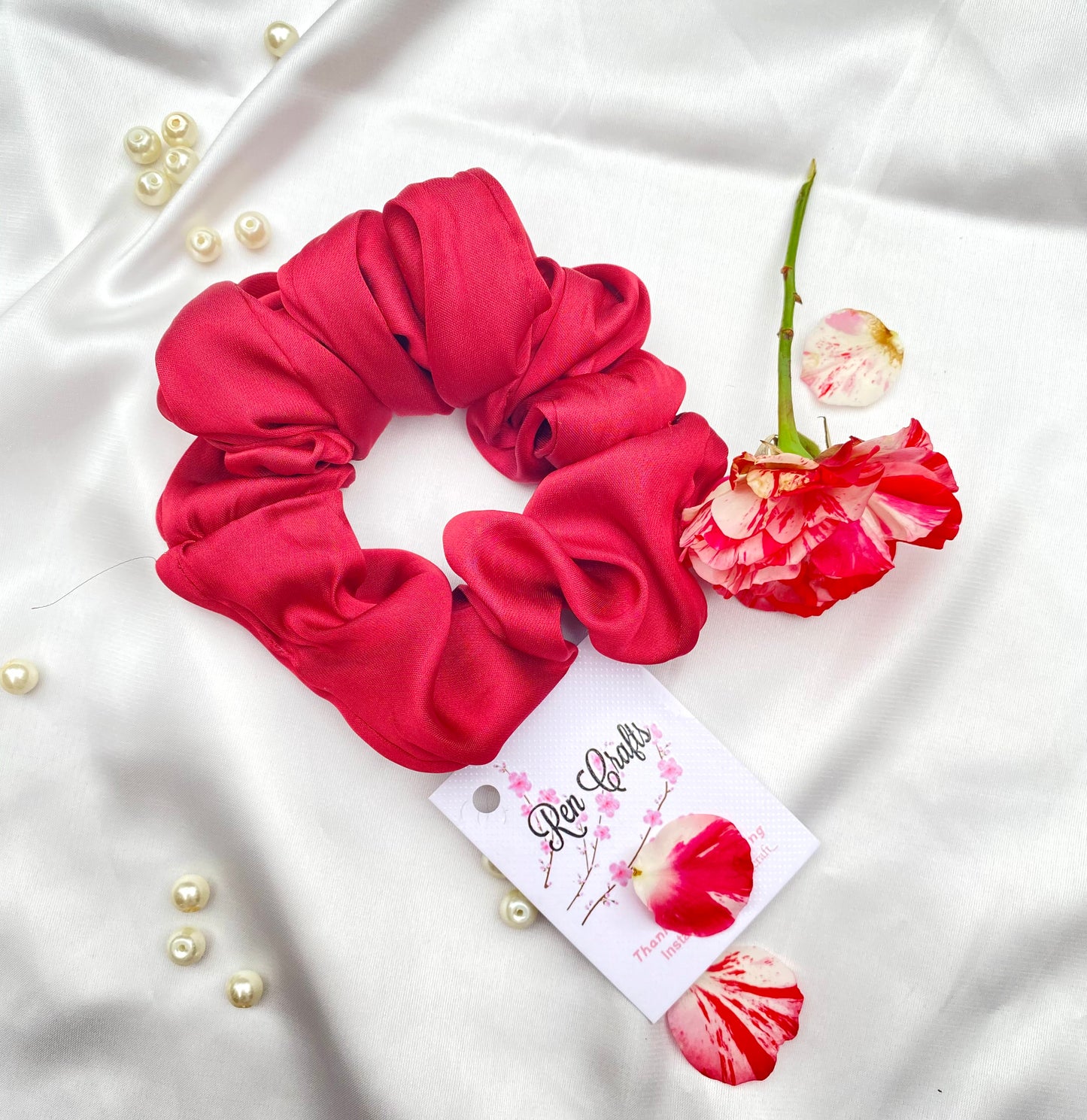Red rose Scrunchy
