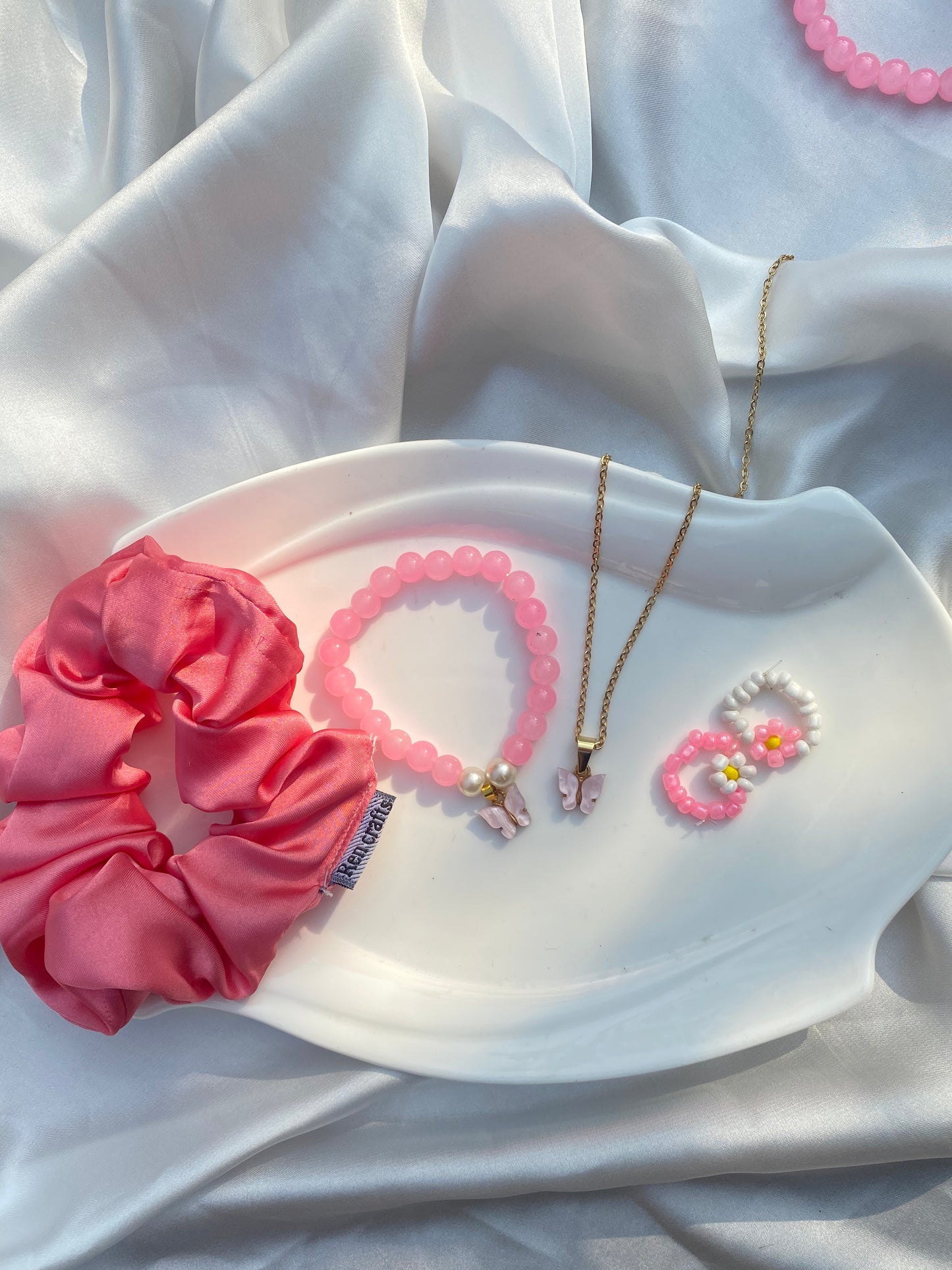 Pink butterfly birthday pack