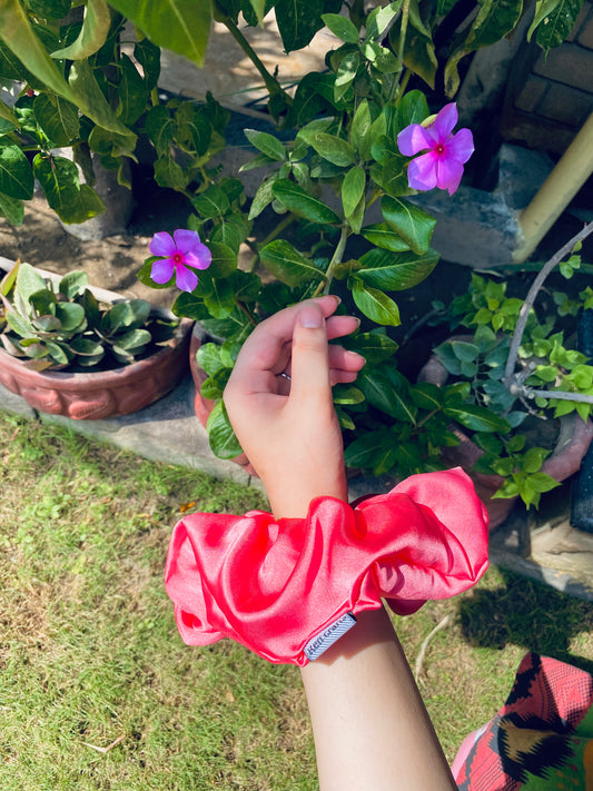 Hot pink Scrunchy XL