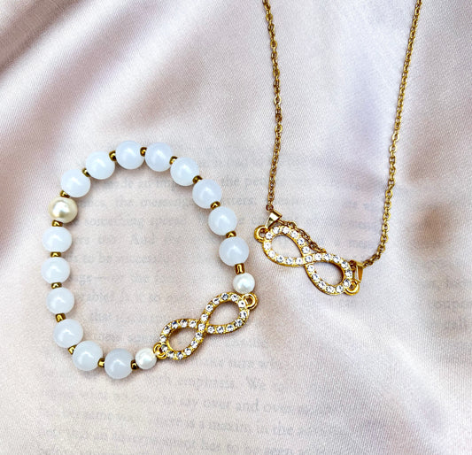 Infinity stone bracelet with pendant