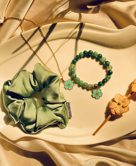 Green lotus deal pack